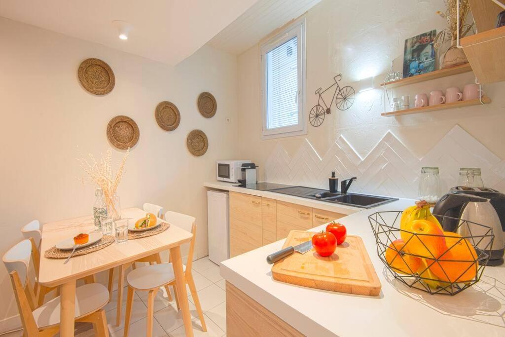 Appartement Au pied de Notre Dame de la Garde à Marseille Extérieur photo