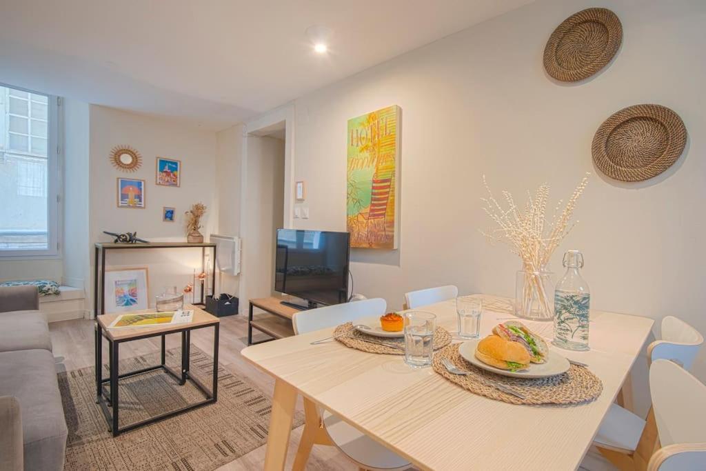 Appartement Au pied de Notre Dame de la Garde à Marseille Extérieur photo
